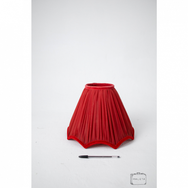 CÚPULA VERMELHA PLISSADA (CONE) – PEQUENA