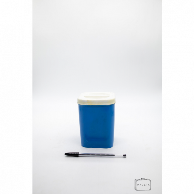 PORTA-MANTIMENTO PLÁSTICO QUADRADO AZUL TAMPA BRANCA