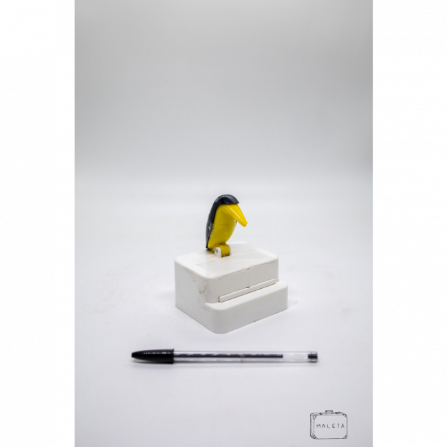 PEGADOR DE PALITO DE DENTE FORMATO PINGUIM