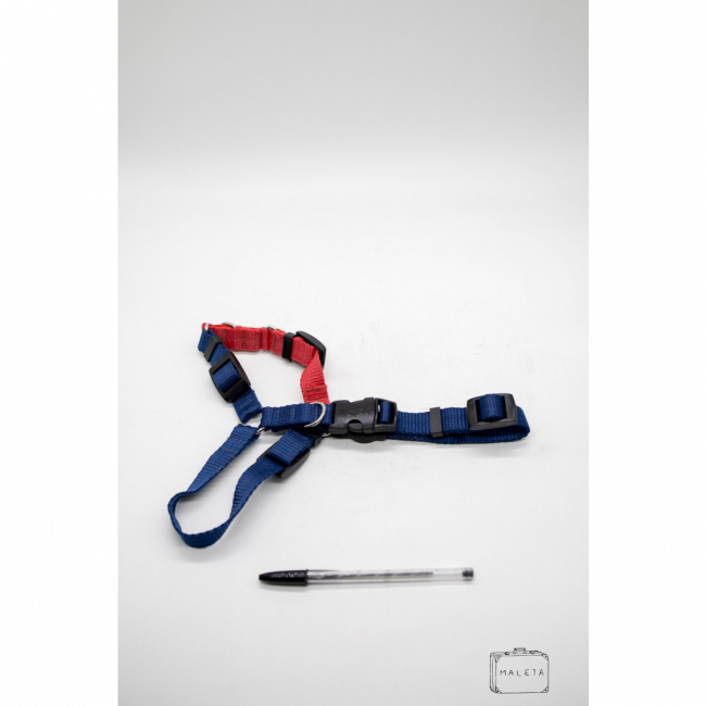 PEITORAL PARA PET AZUL DETALHE VERMELHO