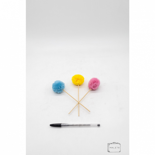 PIRULITO DE POMPOM