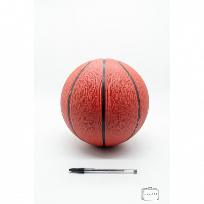 BOLA DE BASQUETE VERMELHA