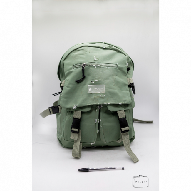 MOCHILA VERDE (RASGADA)
