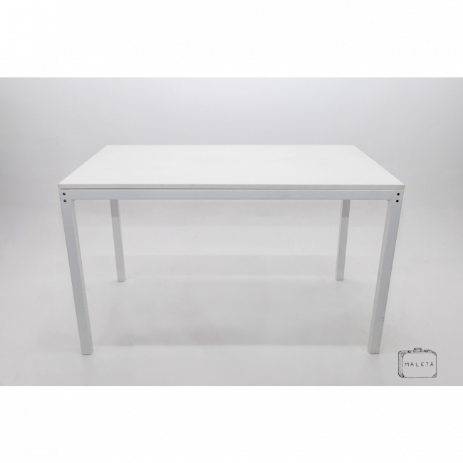 MESA BASE BRANCA TAMPO BRANCO - L1,30XP0,75XA0,77
