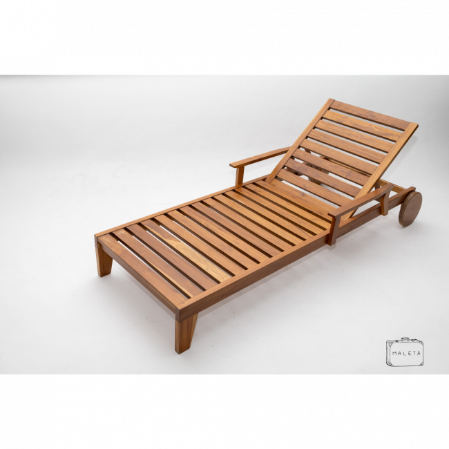 ESPRIGUIÇADEIRA MADEIRA RIPADA - 1,90