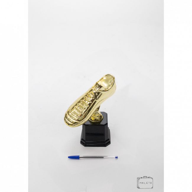 TROFÉU CHUTEIRA BASE PRETA - A0,24