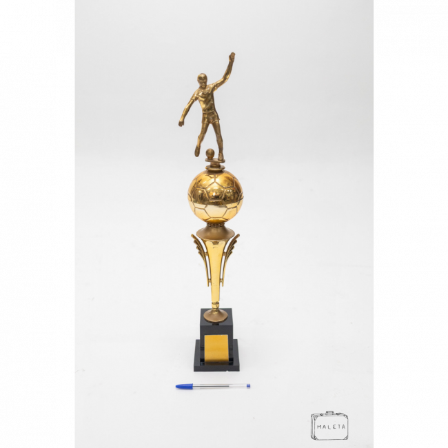 TROFÉU FUTEBOL E BOLA DE OURO - A0,60