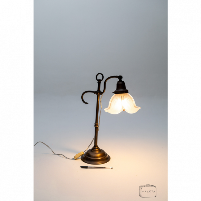 LUMINÁRIA DE MESA OURO VELHO CÚPULA DE PÉTALAS