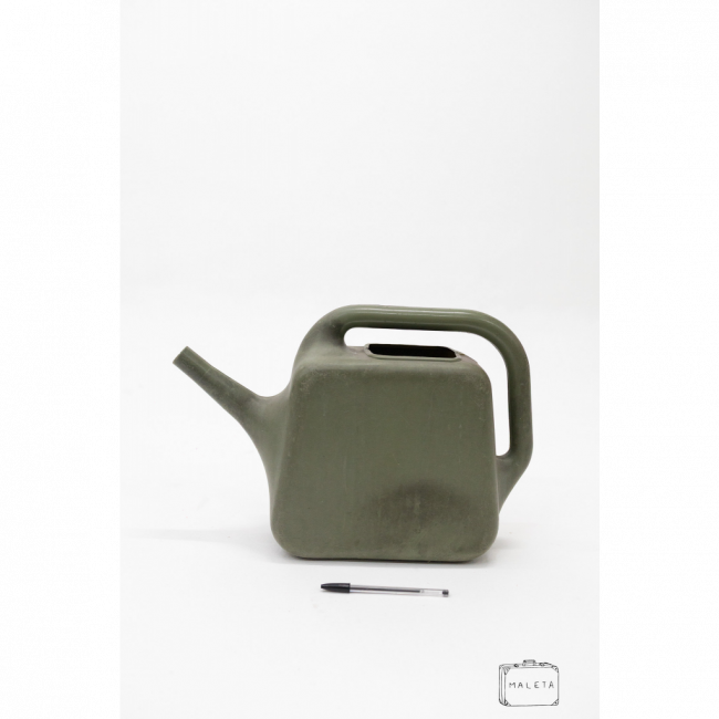 REGADOR DE PLÁSTICO QUADRADO VERDE MILITAR - GRANDE