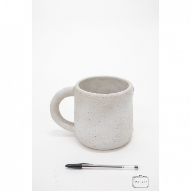 CACHEPÔ DE CIMENTO BRANCO COM ALÇA