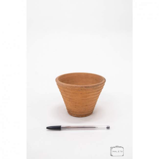 VASO DE BARRO COM GOMINHOS – PEQUENO