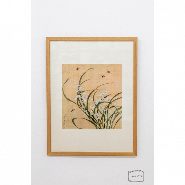 QUADRO FLORES BRANCAS COM RAMINHO - 48X63