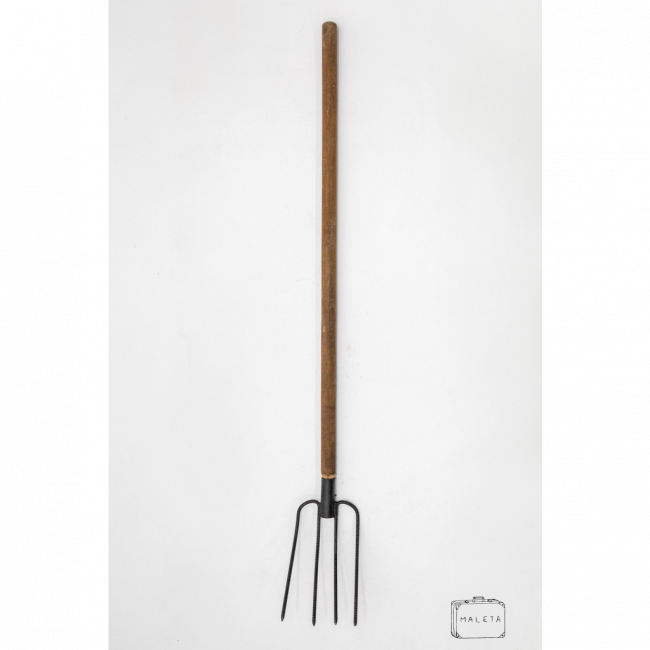 FORCADOR RETO TRÊS DENTES