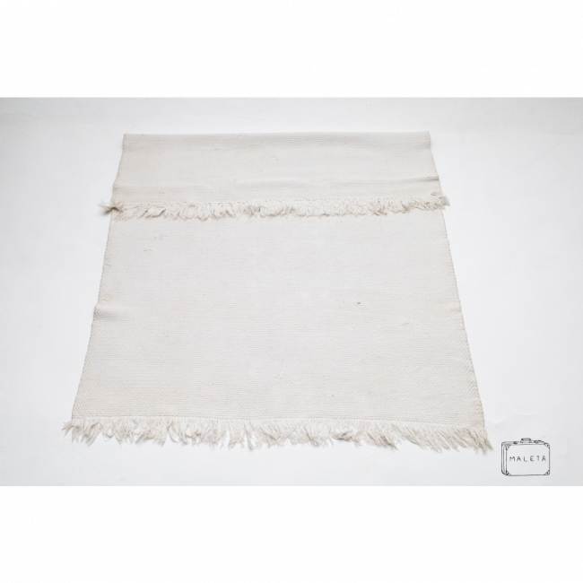 TAPETE BRANCO COM FRANJINHA - 2,00X1,40