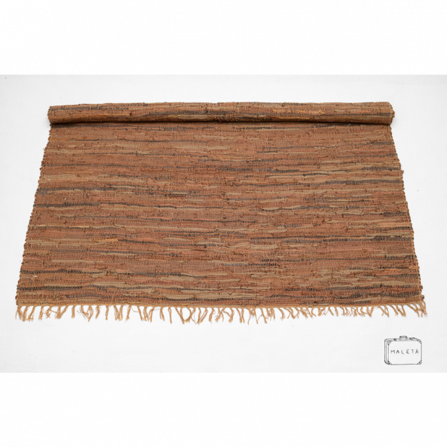 TAPETE MARROM FITILHOS DE COURO - 2,00X2,50