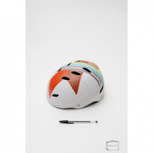 CAPACETE ESPORTIVO BRANCO DETALHES COLORIDOS