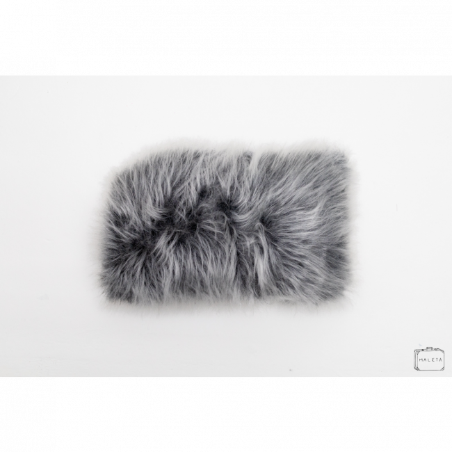 ALMOFADA PELUDINHA CINZA E BRANCA - 43X30