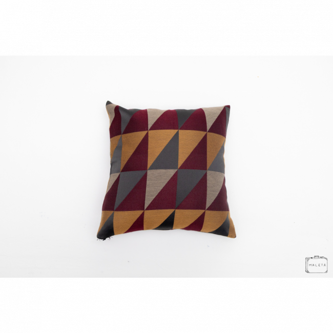 ALMOFADA GEOMÉTRICA BORDÔ/CINZA/MOSTARDA - 45X45