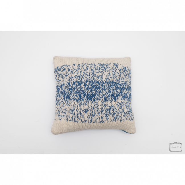 ALMOFADA TRICÔ BEGE E AZUL - 45X45