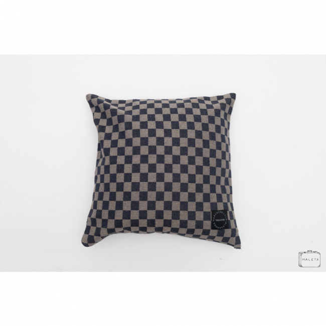 ALMOFADA QUADRICULADA AZUL E CINZA - 45X45