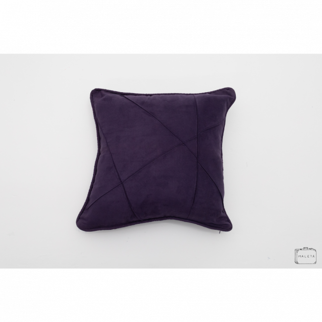 ALMOFADA VELUDO ROXA COM DETALHES - 45X45