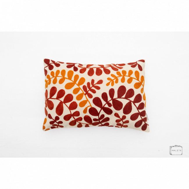 ALMOFADA CREME ESTAMPA BORDADA VERMELHA - 45X30