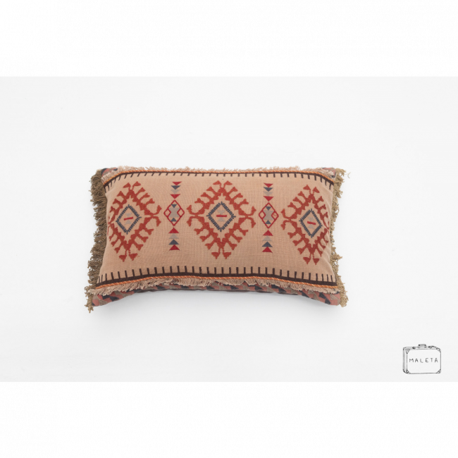 ALMOFADA ROSÊ ESTAMPA PERUANA COM FRANJINHA – 50X30
