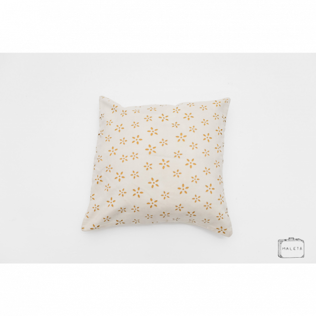 ALMOFADA CREME ESTAMPA FLOR MARROM - 45X45