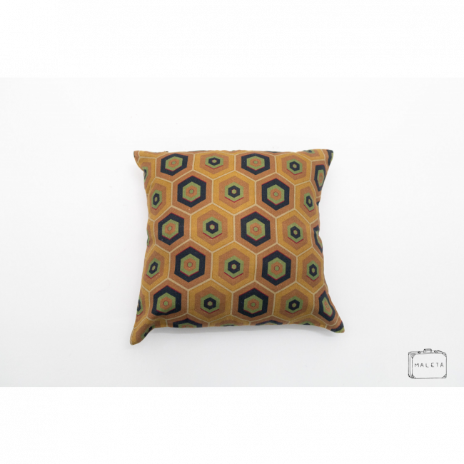ALMOFADA MARROM CLARA ESTAMPADA - 50X50