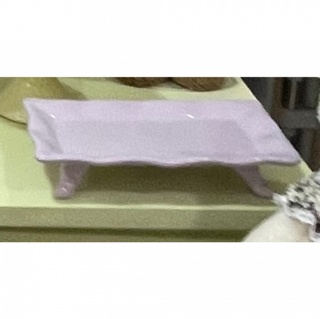 Bandeja com pé babado lilás retangular G