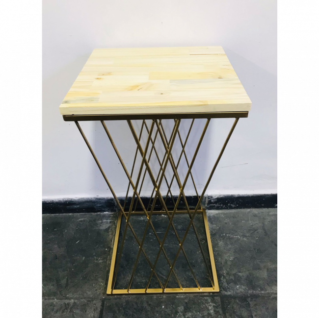 Mesa Trançada M  (Ferro Dourado, tampo Branco)
