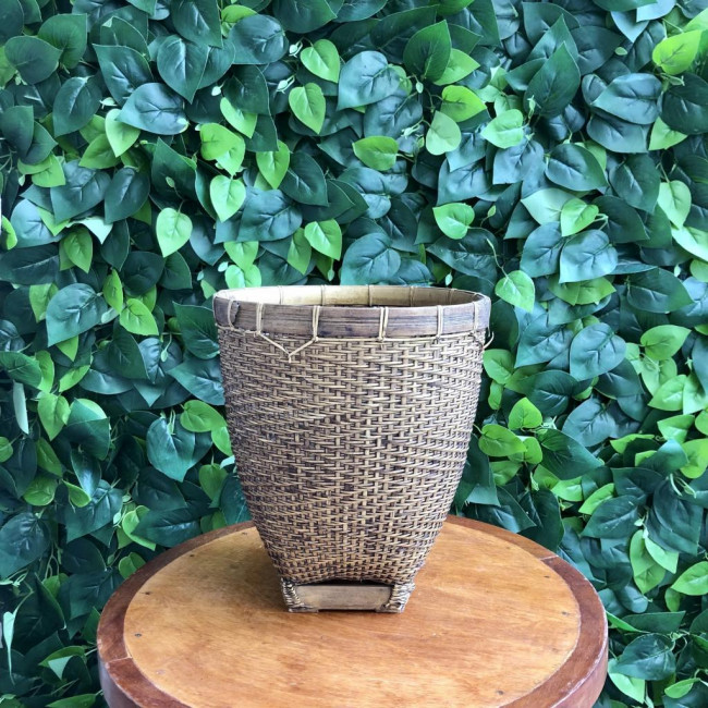Cachepot em Material Natural Palha M