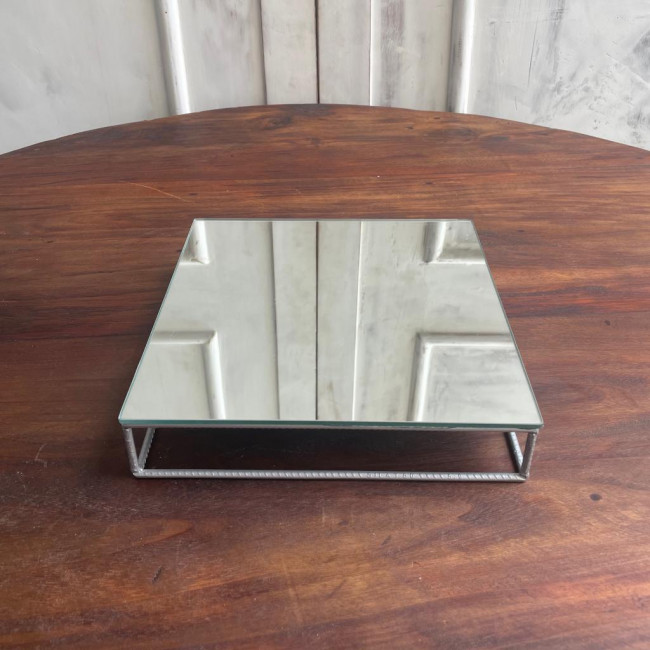 Bandeja Geométrica Cubo Prata M [Quadrada Alta]