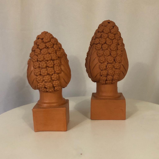 Pinha de Ceramica - M
