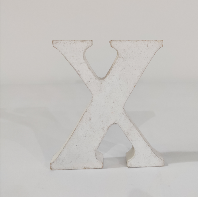 LETRA \'\'X\'\' MDF