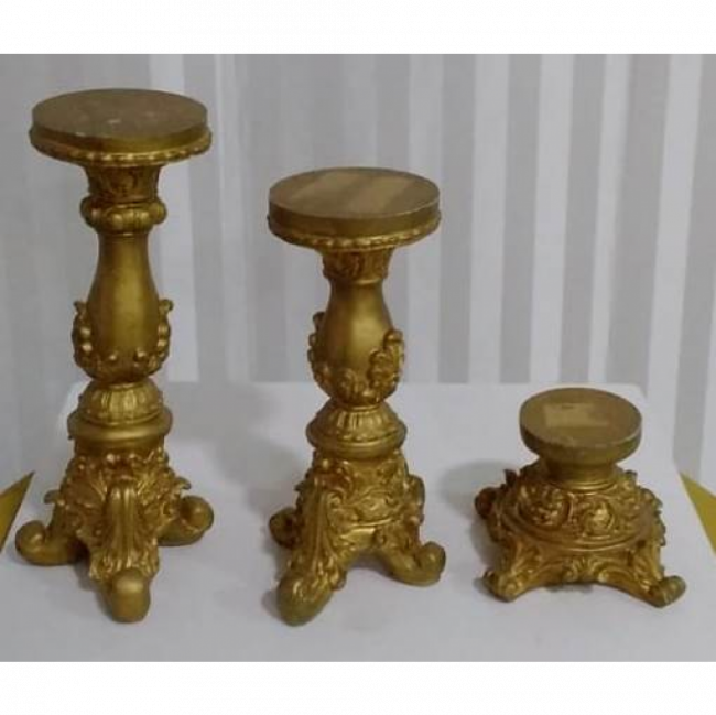CASTIÇAL DOURADO MEDIO ARABESCO