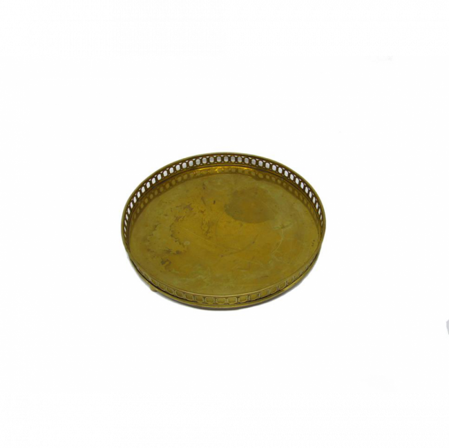 BANDEJA REDONDA C/ BORDA VAZADA E 4 PÉS METAL DOURADA (D 30 CM | A 4 CM)