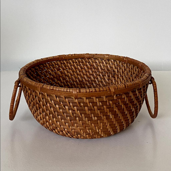 Cesto Baixo M com Alça Rattan