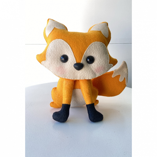 RAPOSA DE FELTRO