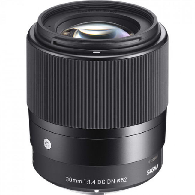 Lente Sigma DC DN 30mm f/1.4