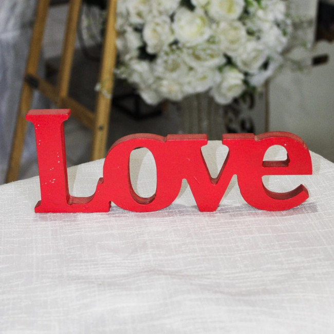 LETRA MDF DECORATIVA LOVE VERMELHO