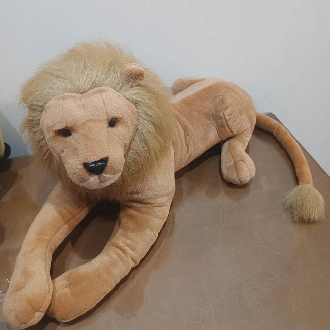 Leão pelúcia