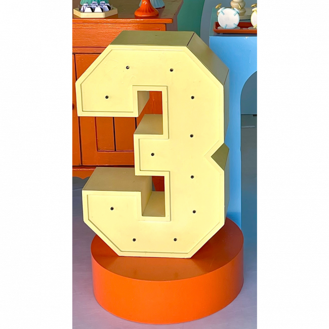 Número 3