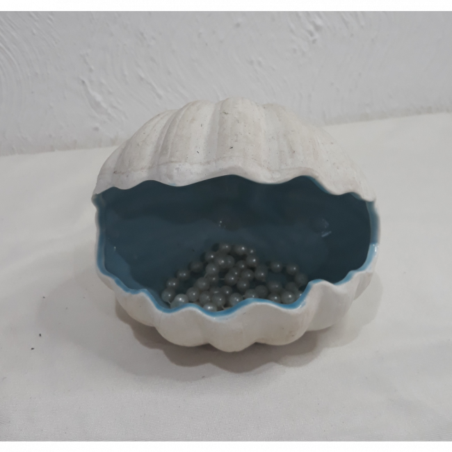 Ostra