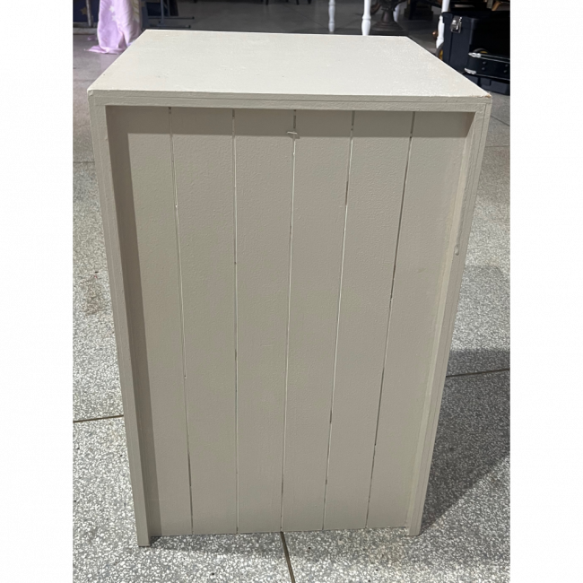 Cubo nude M