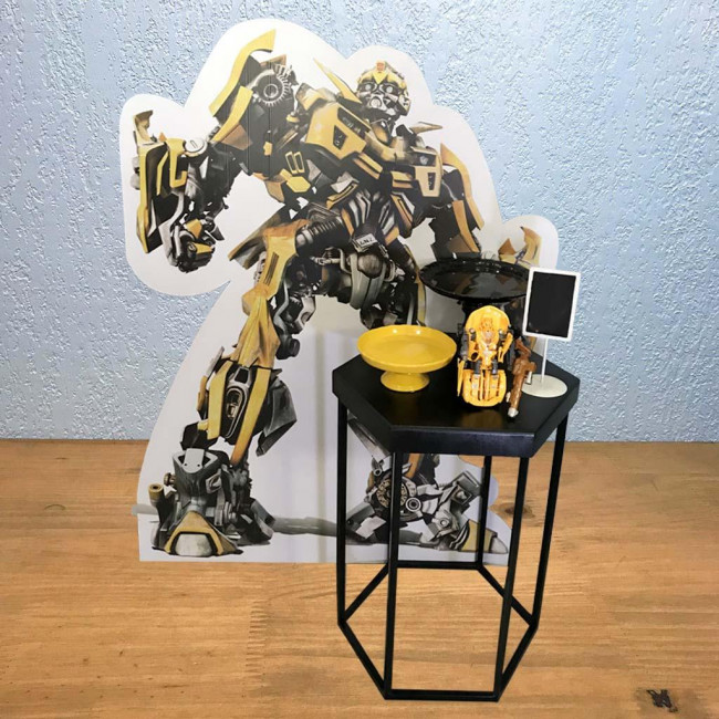 ..Transformers - Painel de Chão Amarelo 1.35m (A) x 1.05m (L) PVC
