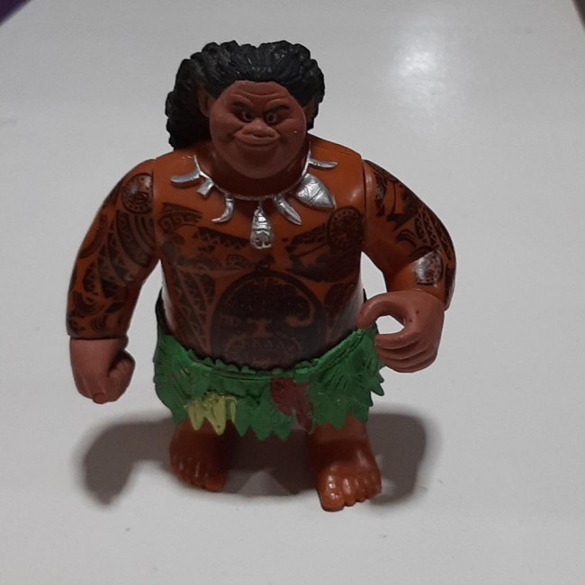 Boneco Moa