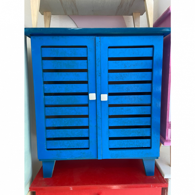 Comoda azul