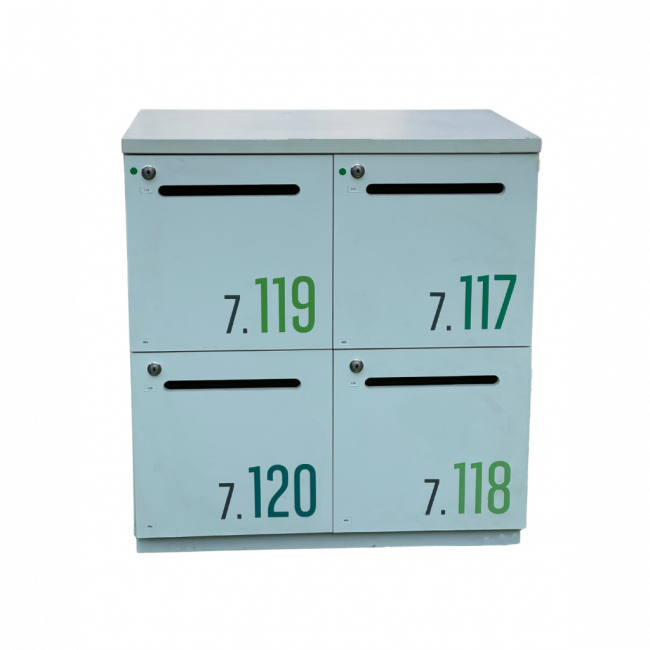 LOCKER