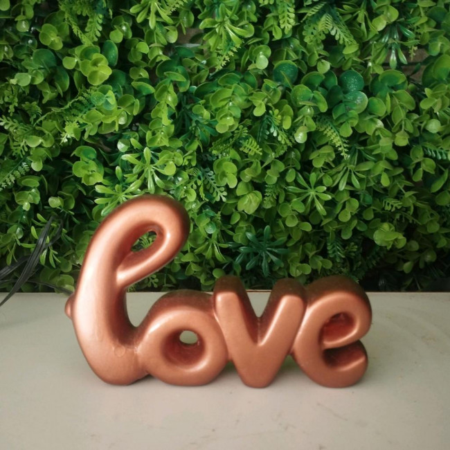 LOVE -COBRE